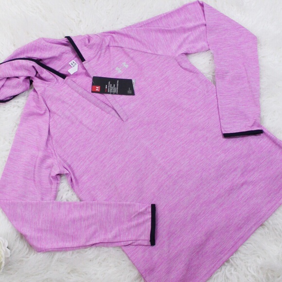 NWOT Women’s Under Armour UA Tech Hood Henley - Picture 4 of 8